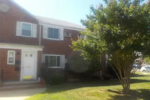 70-50 260th St, Glen Oaks, NY 11004 - Photo 2