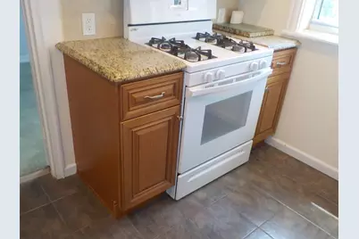 70-50 260th Street #H-2, Glen Oaks, NY 11004 - Photo 6