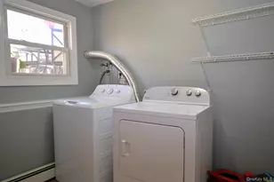 47 Midway St, Patchogue, NY 11772 - Photo 18