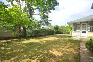 1474 Stephen Marc Ln, East Meadow, NY 11554 - Photo 14