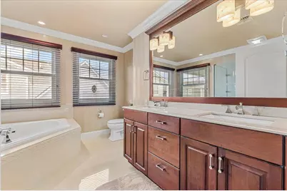 481 Pacing Way, Westbury, NY 11590 - Photo 28