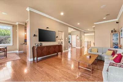 481 Pacing Way, Westbury, NY 11590 - Photo 6