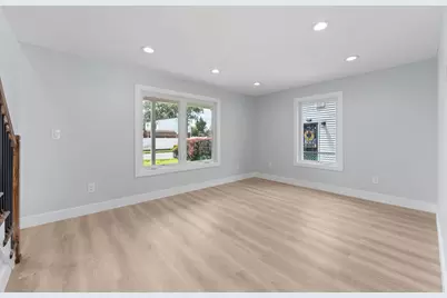 39 Stirrup Lane, Levittown, NY 11756 - Photo 20