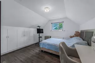 56-40 Francis Lewis Blvd, Bayside, NY 11364 - Photo 10