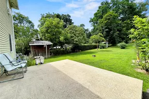 43 Elm Ave, Glen Cove, NY 11542 - Photo 10