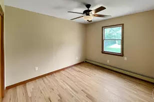 43 Elm Ave, Glen Cove, NY 11542 - Photo 8