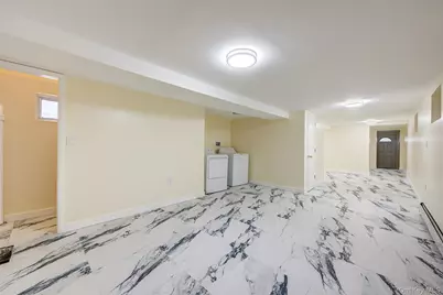 10551 Remington Street, Jamaica, NY 11435 - Photo 18