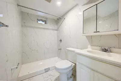 10551 Remington Street, Jamaica, NY 11435 - Photo 22