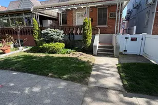 164-22 73rd Ave, Fresh Meadows, NY 11366 - Photo 2