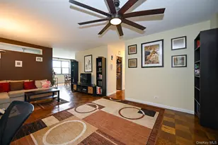 6120 Grand Central Pkwy, Forest Hills, NY 11375 - Photo 4