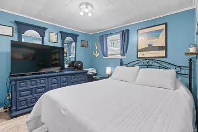 32 Tier Street, Bronx, NY 10464 - Photo 18