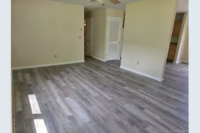 105-107 E Cold Spring Road, Monticello, NY 12701 - Photo 16