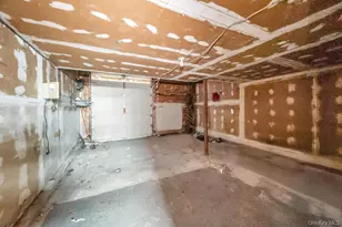 710 Fishermans Rd, Baldwin, NY 11510 - Photo 32