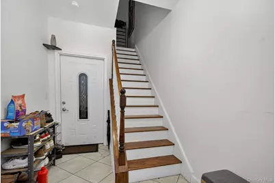 91 Carson Avenue, Newburgh, NY 12550 - Photo 16