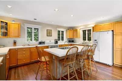 2 Old Hollow Lane, East Hampton, NY 11937 - Photo 12