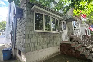 77-33 79th St, Glendale, NY 11385 - Photo 2