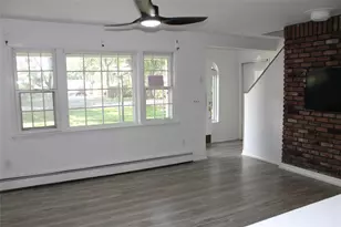 11 Roberts Rd, Shirley, NY 11967 - Photo 4