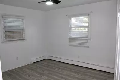 11 Roberts Road, Shirley, NY 11967 - Photo 6