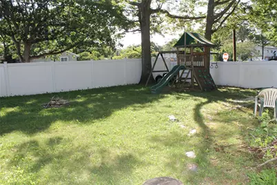 11 Roberts Road, Shirley, NY 11967 - Photo 18