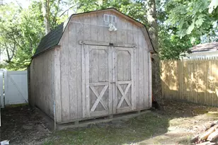 11 Roberts Rd, Shirley, NY 11967 - Photo 20