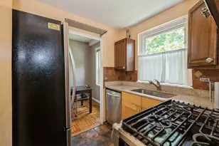 147-35 Village Rd, Briarwood, NY 11435 - Photo 8