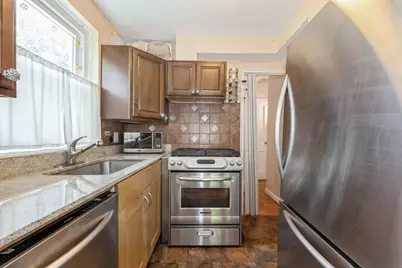 147-35 Village Road #35D, Briarwood, NY 11435 - Photo 10