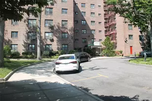 86-70 Francis Lewis Blvd, Queens Village, NY 11427 - Photo 14