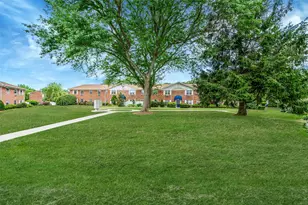 460 Old Town, Port Jefferson, NY 11776 - Photo 18