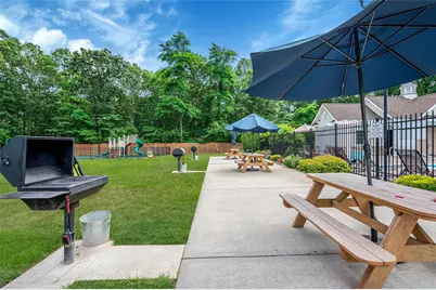 460 Old Town #8H, Port Jefferson, NY 11776 - Photo 20