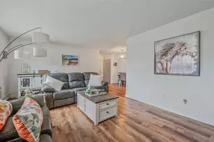 460 Old Town, Port Jefferson, NY 11776 - Photo 4