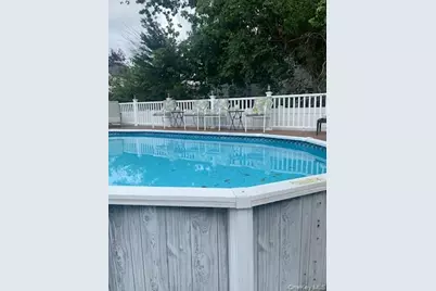 46 Knoll Street, Lindenhurst, NY 11757 - Photo 32