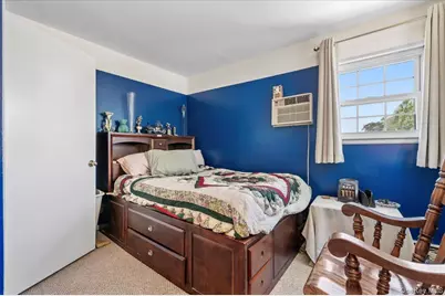 46 Knoll Street, Lindenhurst, NY 11757 - Photo 20