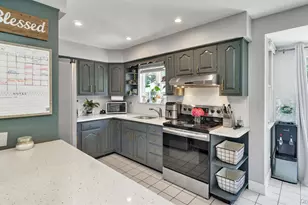 21 Holzman Dr, Hampton Bays, NY 11946 - Photo 6