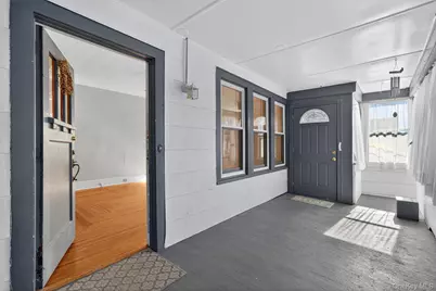 15 Commonwealth Avenue, Middletown, NY 10940 - Photo 4