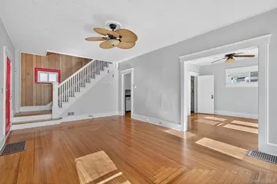 15 Commonwealth Avenue, Middletown, NY 10940 - Photo 8