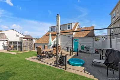 9 Hamilton Avenue, Island Park, NY 11558 - Photo 20