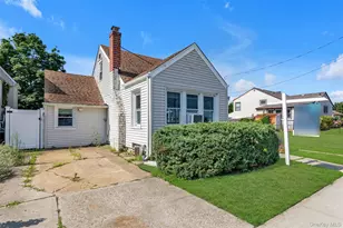 9 Hamilton Ave, Island Park, NY 11558 - Photo 2