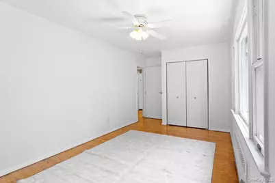 13 Potters Court, Great Neck, NY 11024 - Photo 20