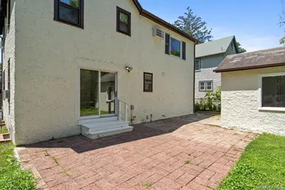 13 Potters Court, Great Neck, NY 11024 - Photo 26