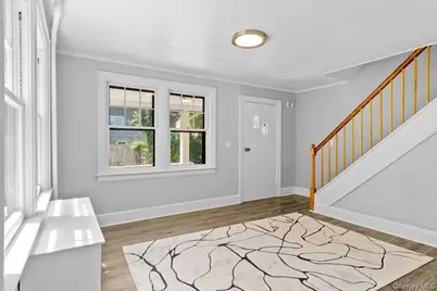 13 Potters Court, Great Neck, NY 11024 - Photo 6