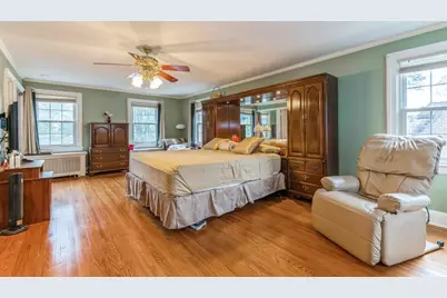 83-24 Edgerton Boulevard, Jamaica, NY 11432 - Photo 12