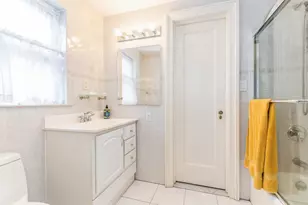 83-24 Edgerton Blvd, Jamaica, NY 11432 - Photo 16