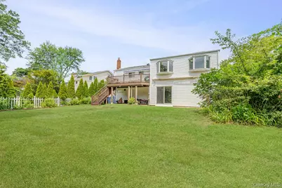 52 North Drive, Manhasset Hills, NY 11040 - Photo 6