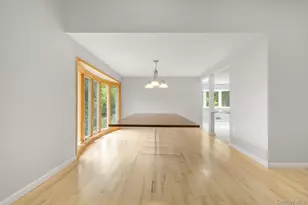 52 North Dr, Manhasset Hills, NY 11040 - Photo 16