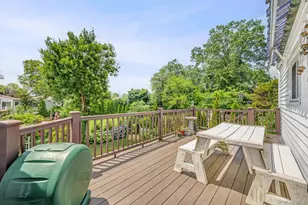 52 North Dr, Manhasset Hills, NY 11040 - Photo 8