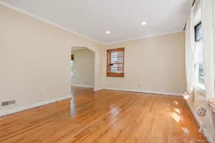 1033 Tulsa St, Uniondale, NY 11553 - Photo 12