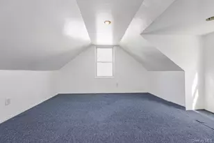 1033 Tulsa St, Uniondale, NY 11553 - Photo 18