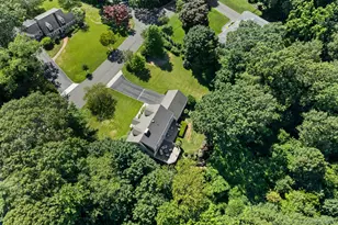 14 Thorman Ln, Huntington, NY 11743 - Photo 26