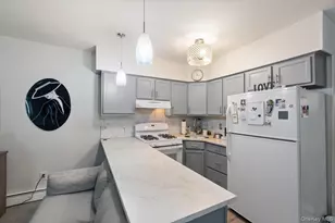 730 Logan Ave, Bronx, NY 10465 - Photo 6