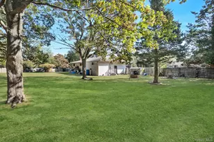 1524 Pine Acres Blvd, Bay Shore, NY 11706 - Photo 24